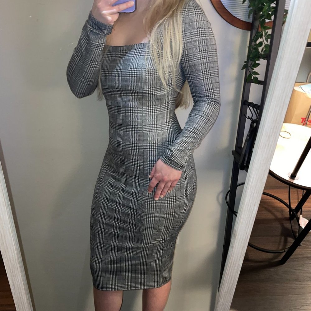 Plaid midi dress (NWT)